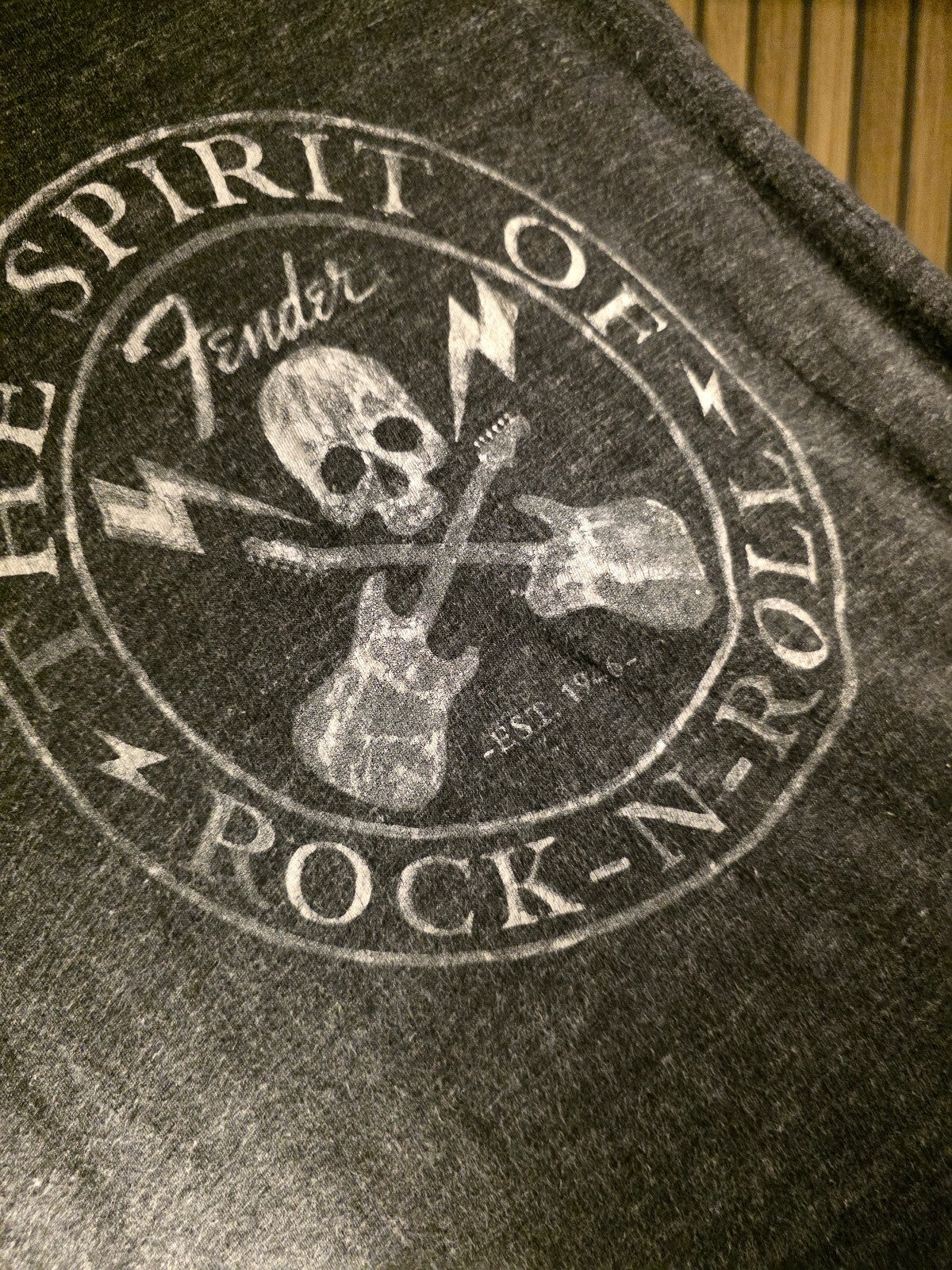 Fender The Spirit of Rock-N-Roll Graphic T-Shirt Charcoal Grey S