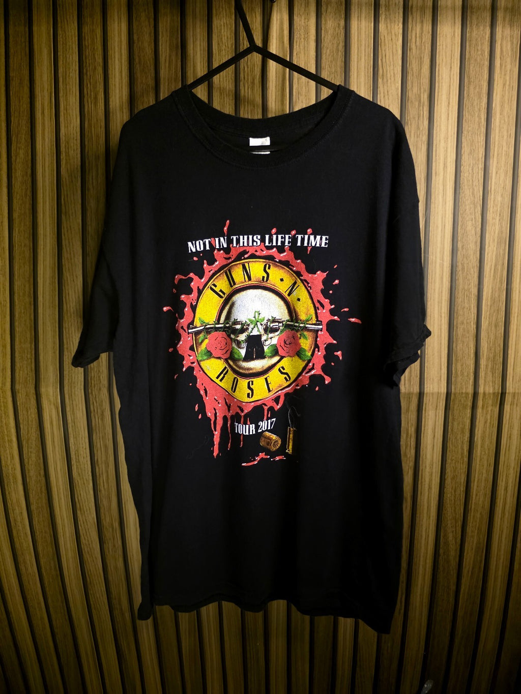 Gildan Guns N' Roses Not In This Lifetime Tour 2017 Black T-shirt Large