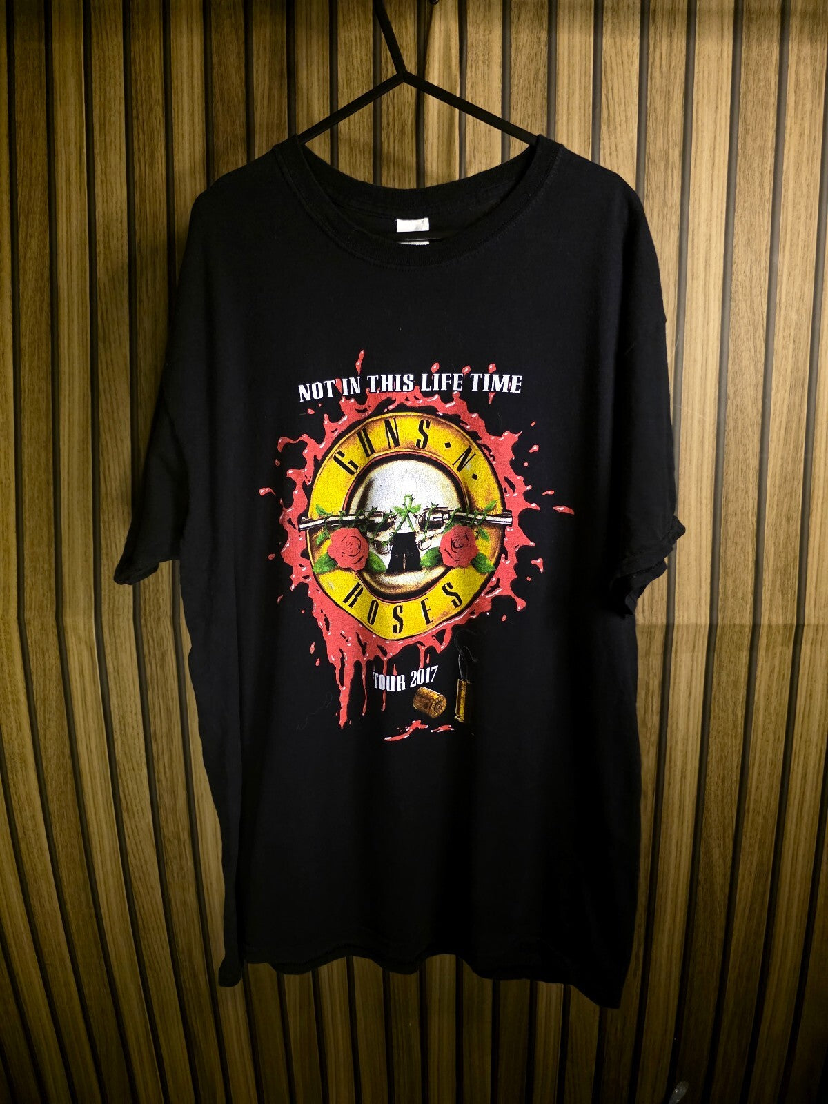Gildan Guns N' Roses Not In This Lifetime Tour 2017 Black T-shirt Large