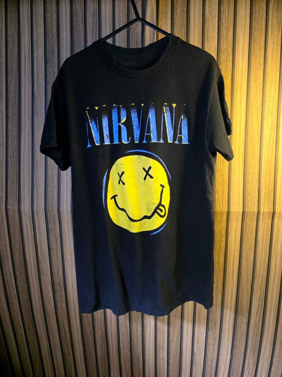 Nirvana Smiley Face Graphic T-shirt Black Small