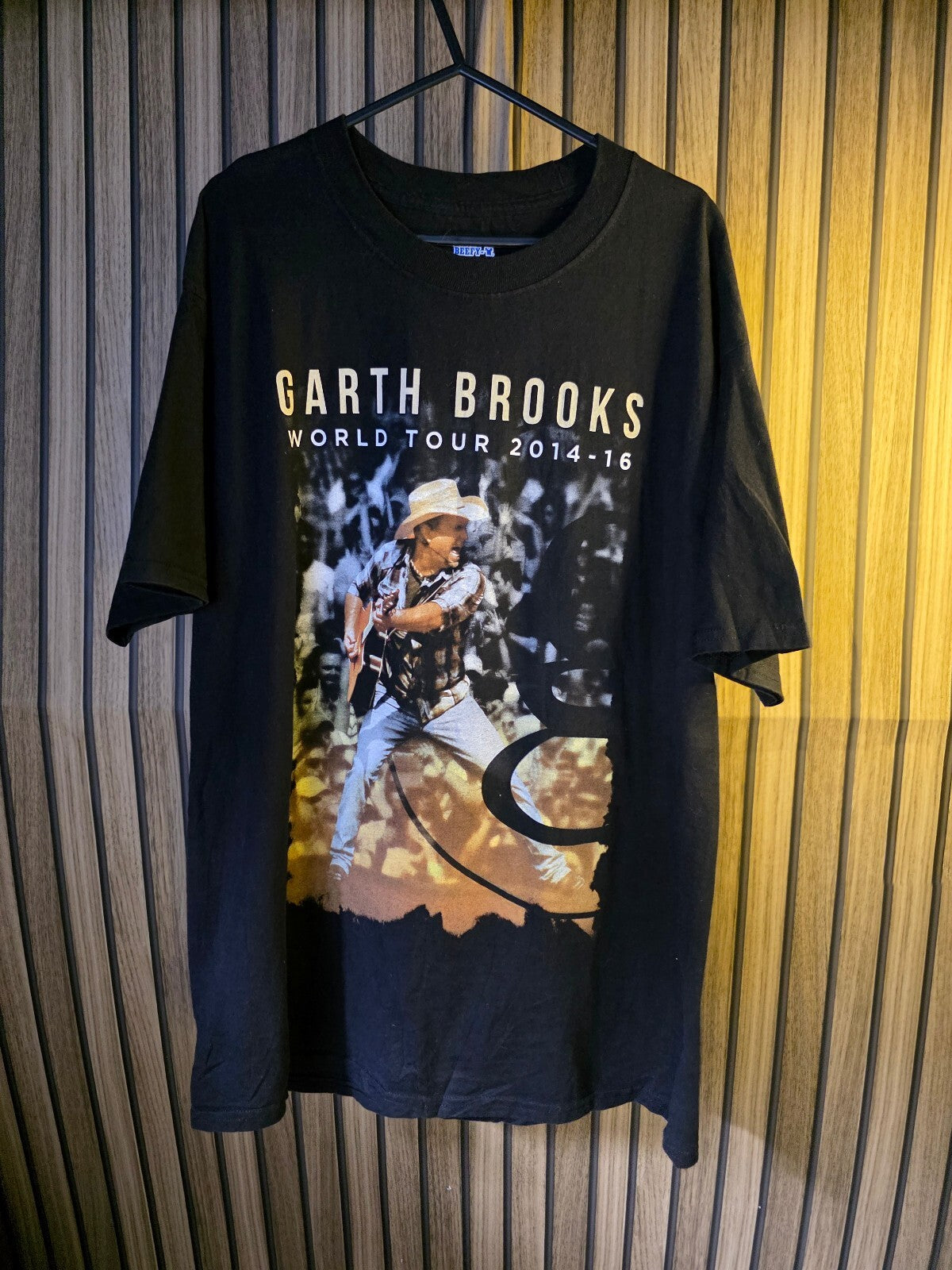 Hanes Garth Brooks World Tour 2014-16 Graphic T-Shirt Black Large