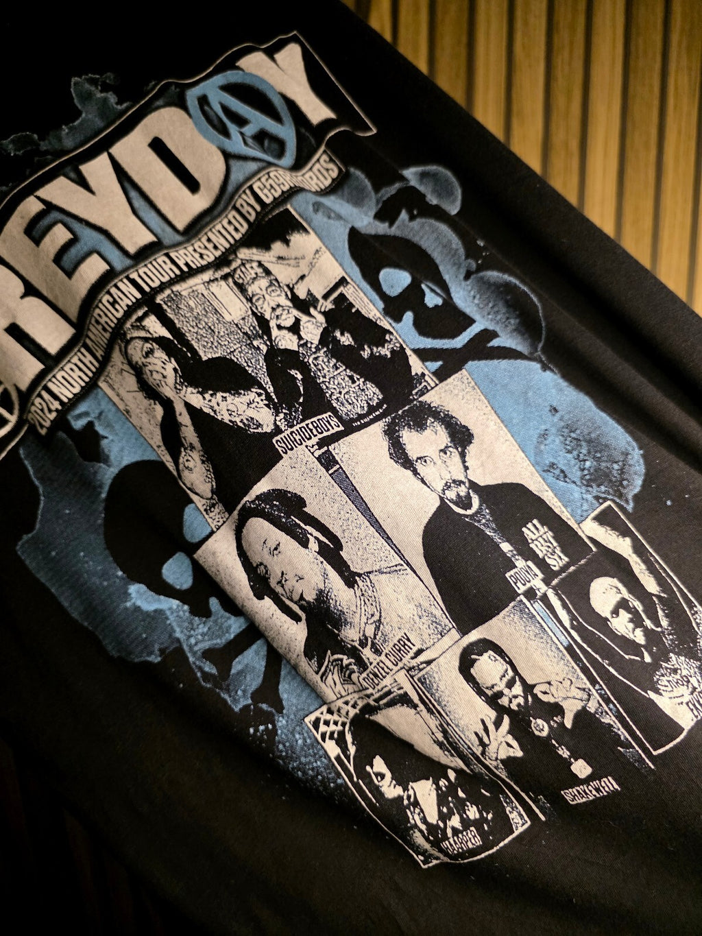 Grey Day 2024 Tour Graphic T-Shirt Black Medium