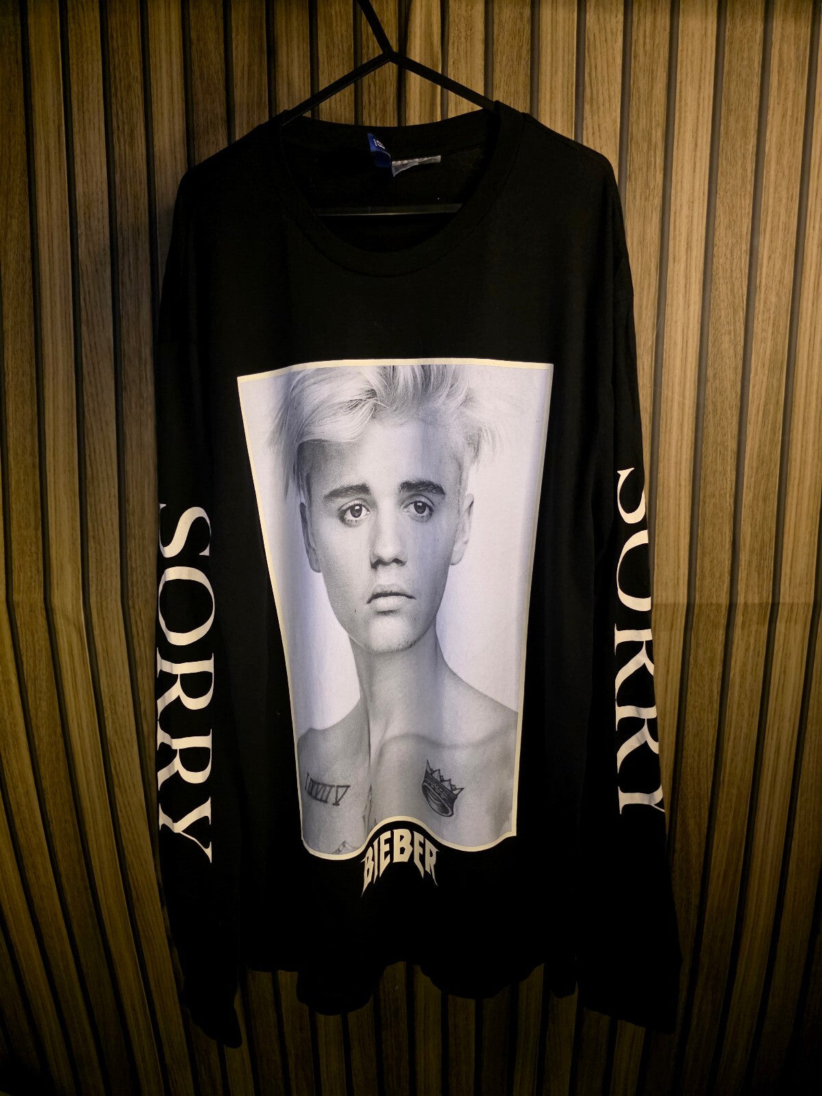 Bieber Sorry Tour Long Sleeve T-Shirt Black Size L