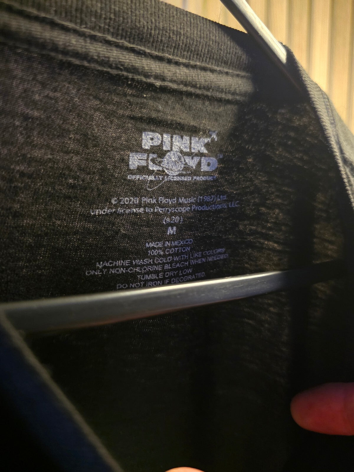 Pink Floyd The Dark Side of the Moon Graphic Black T-Shirt Medium