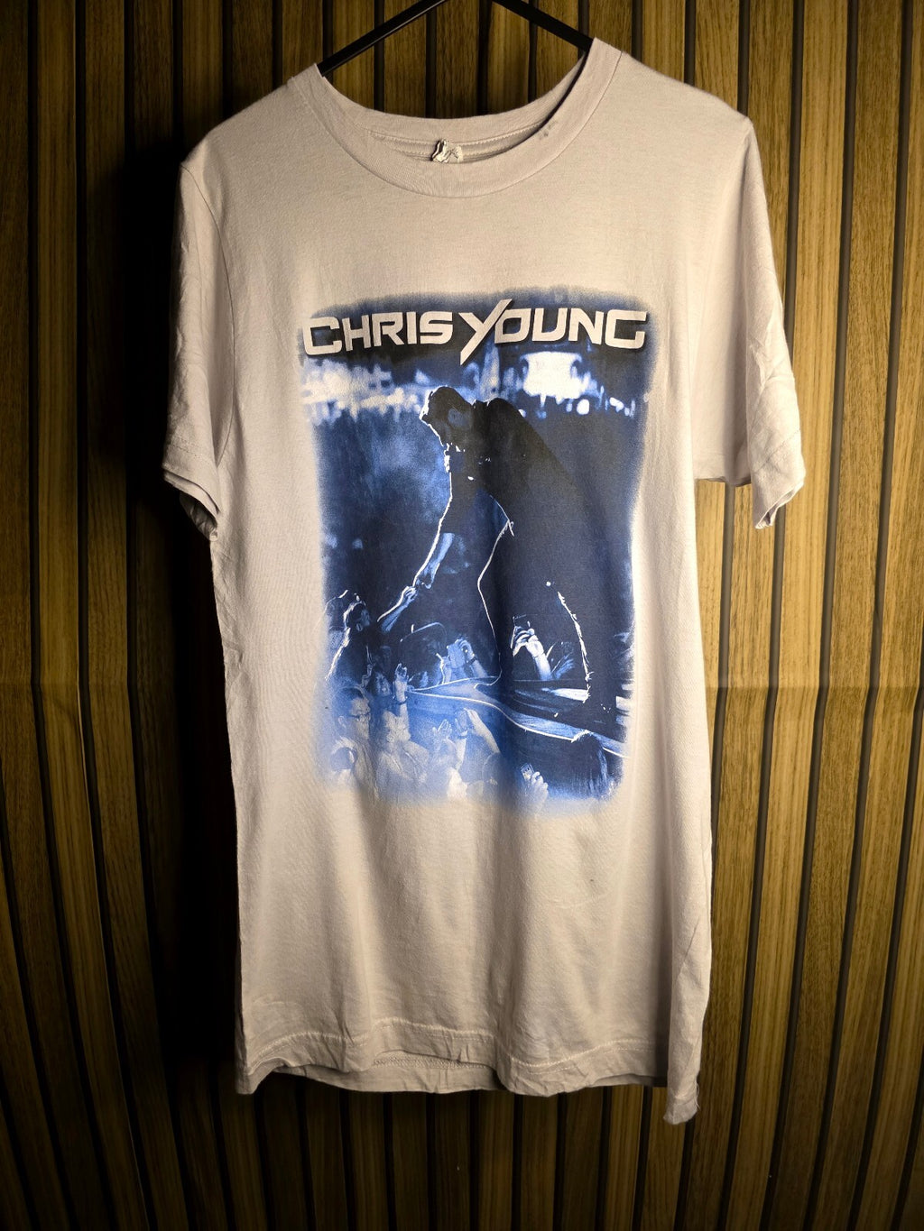 Chris Young Tour 2017 Graphic T-Shirt Beige Size S