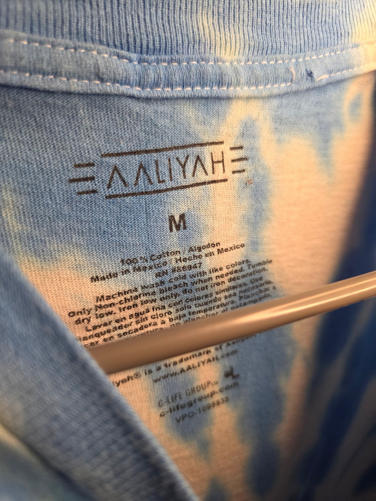 Aaliyah Tie-Dye Graphic T-Shirt Blue White Medium