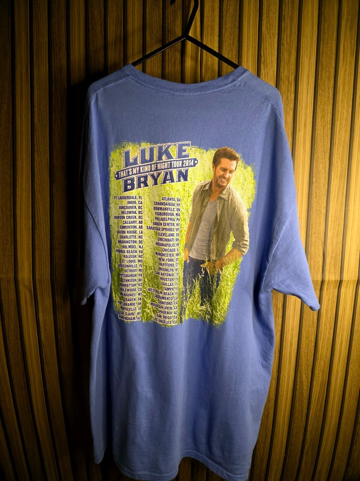 Gildan Luke Bryan That's My Kind of Night Tour 2014 Blue XL T-Shirt