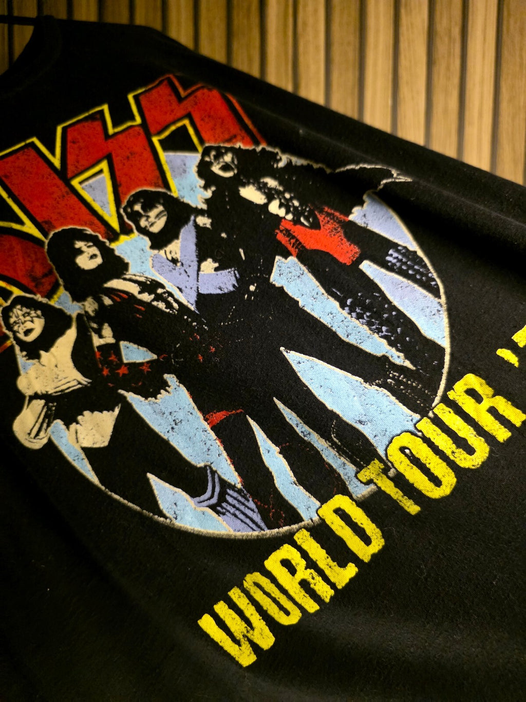 KISS World Tour '77 Black Graphic T-Shirt XL