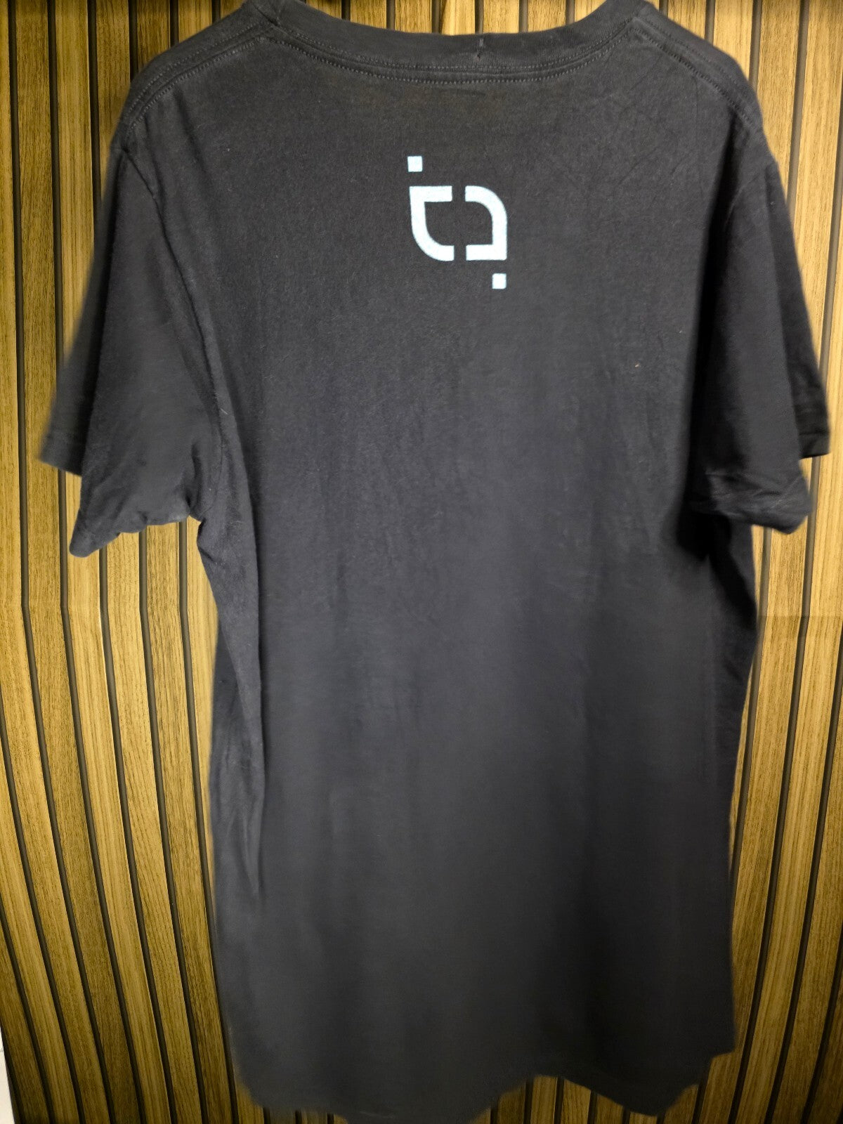 Too Many Loose Strings Above The Clouds Graphic T-Shirt Black Medium