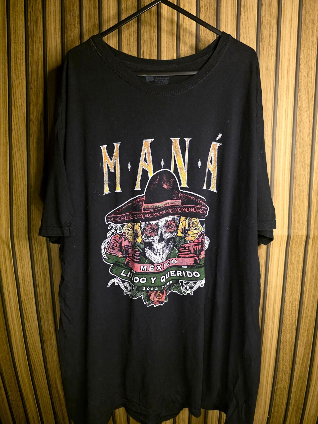 Maná Lindo y Querido 2023 Tour Black Graphic T-Shirt Size XXL