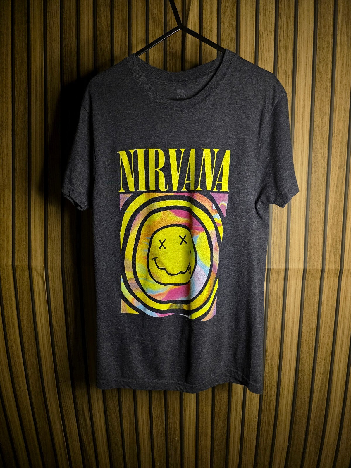 Nirvana Smiley Face Graphic T-shirt Black Size M