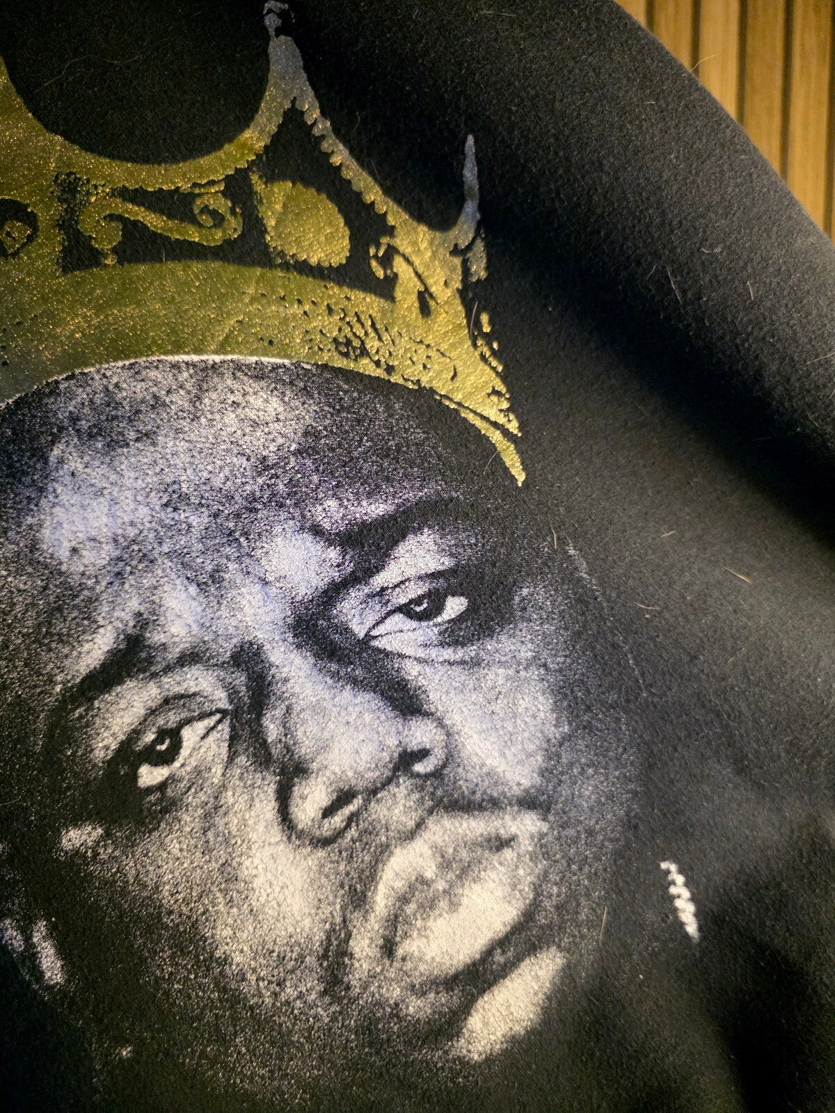 Gildan Biggie Smalls Crown Graphic Sweatshirt Black Medium