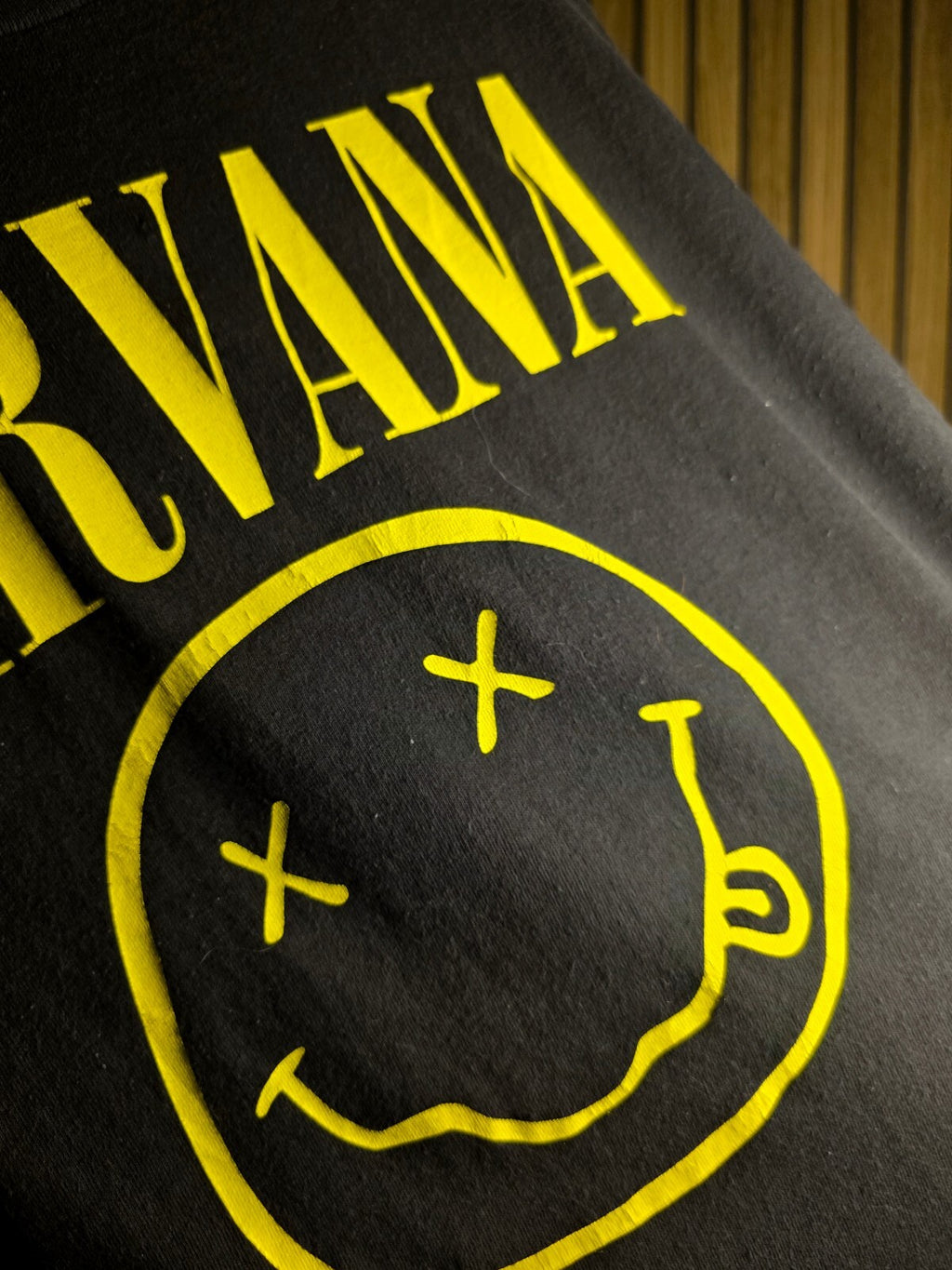 Nirvana Smiley Face Graphic T-Shirt Black Yellow Medium