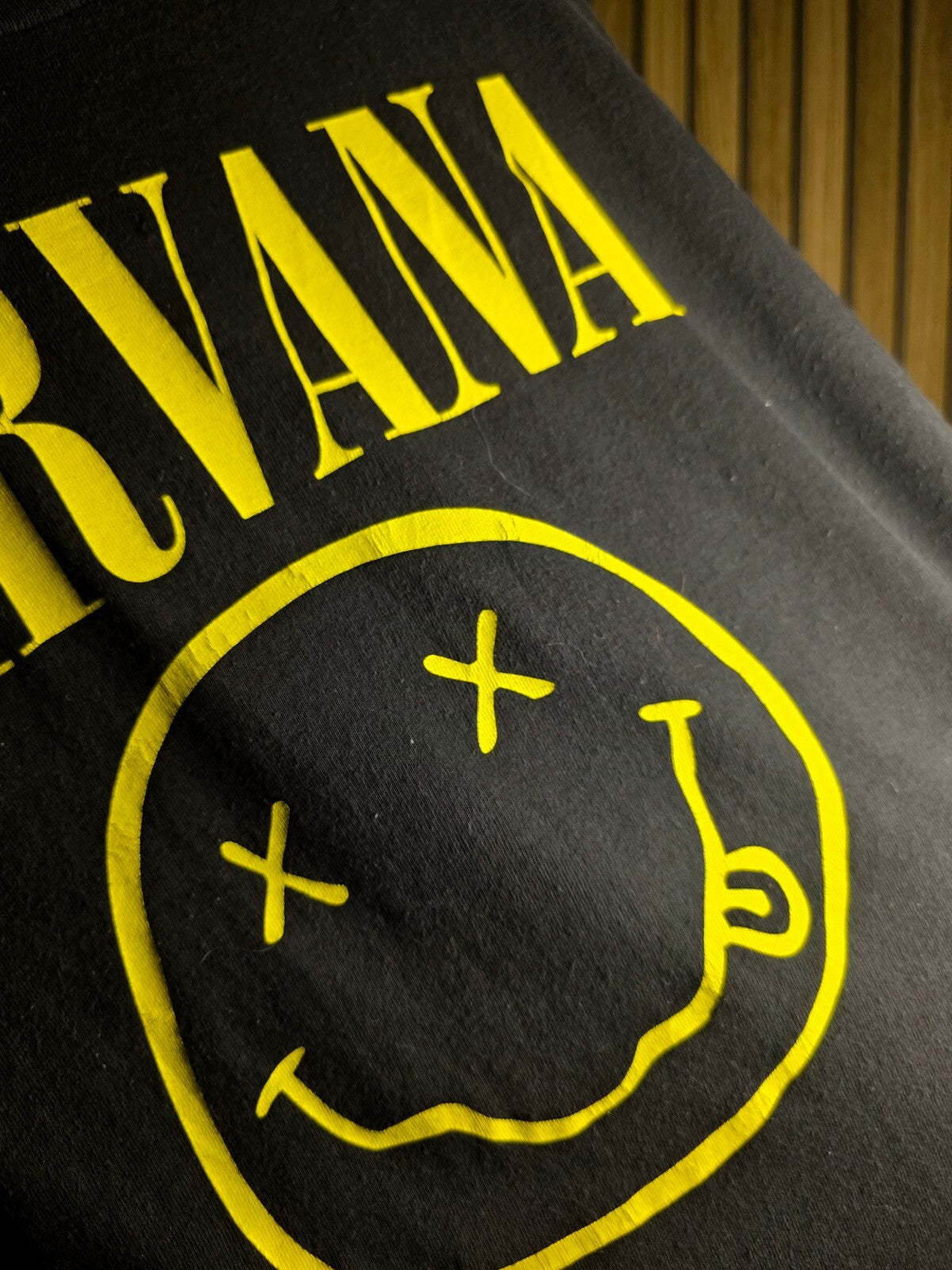 Nirvana Smiley Face Graphic T-Shirt Black Yellow Medium